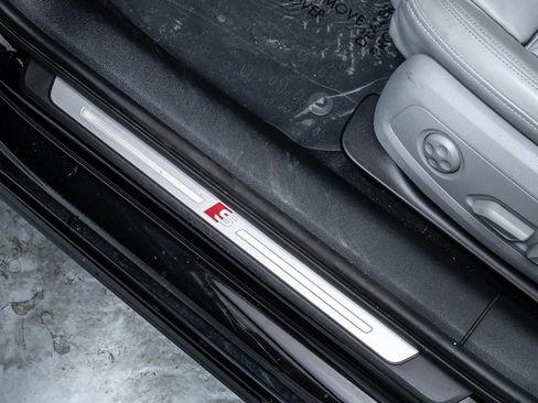 Certified 2025 Audi A4 2.0T Premium w/ Convenience Package image 22