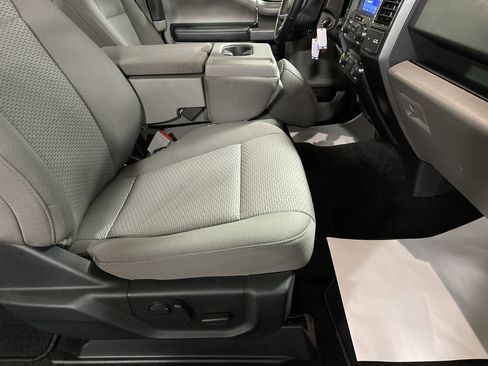 Used 2020 Ford F150 XLT w/ Equipment Group 302A Luxury image 15