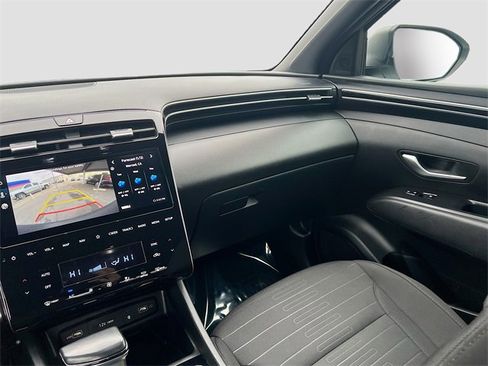 Used 2023 Hyundai Santa Cruz SEL Premium image 23