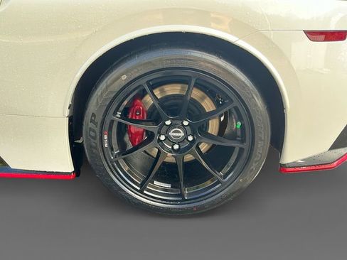 New 2025 Nissan Z NISMO w/ Floor Mat Package RWD image 11