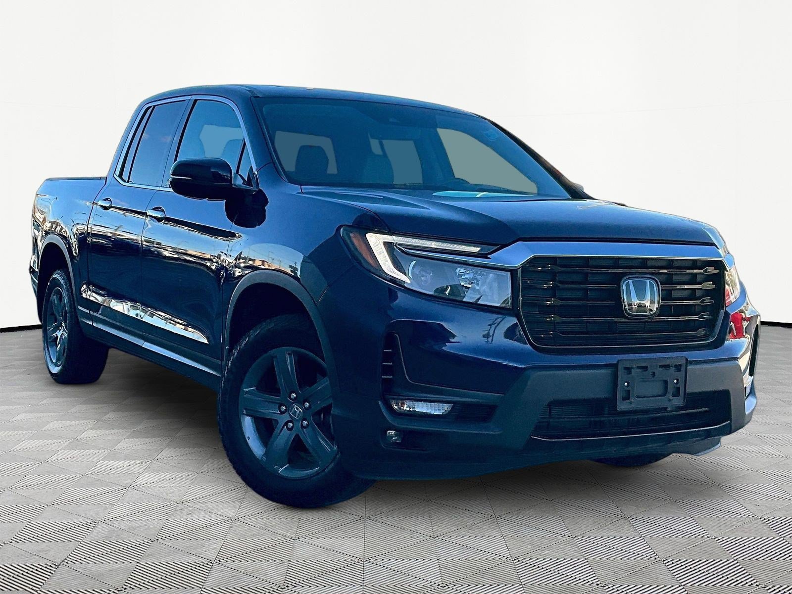 Used 2021 Honda Ridgeline RTL-E image 3