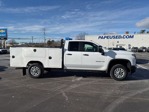 Used 2022 Chevrolet Silverado 2500 W/T w/ WT Convenience Package image 2