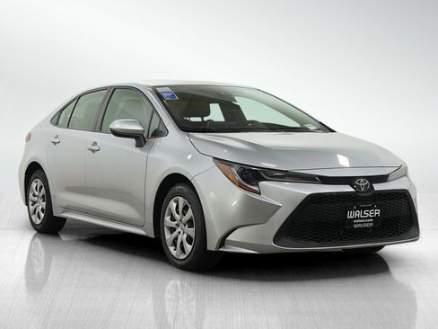 Used 2020 Toyota Corolla LE FWD image 7