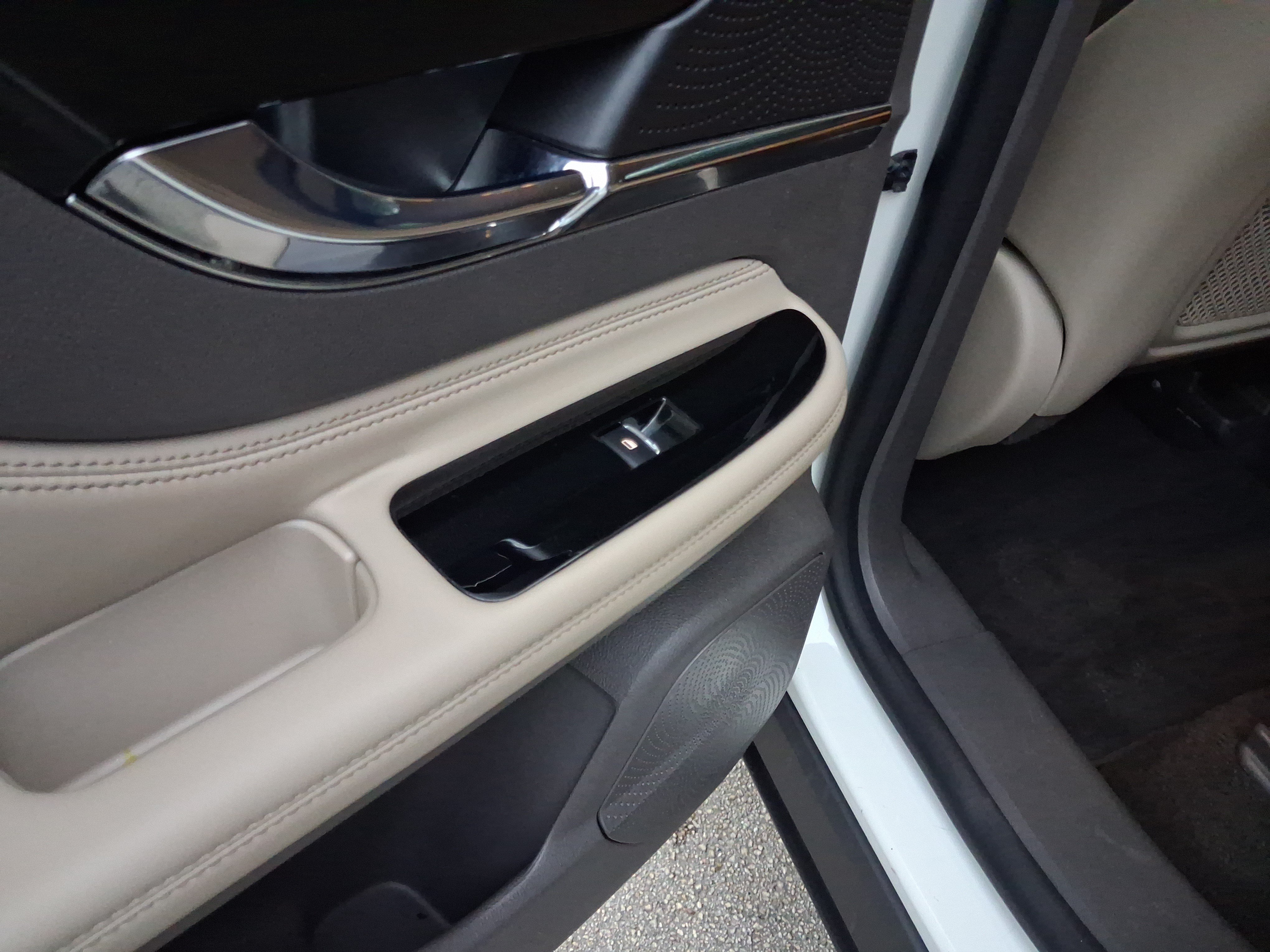 Certified 2023 Lincoln Corsair FWD image 10