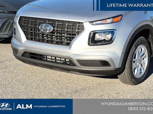 New 2026 Hyundai Venue SE FWD image 12