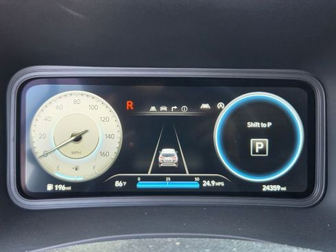 Used 2022 Hyundai Kona Limited AWD/4WD image 27