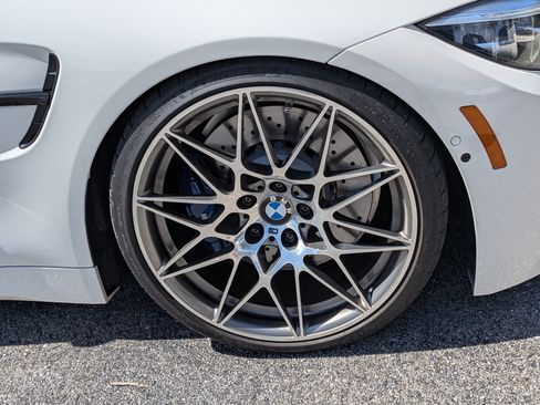 Used 2018 BMW M4 Convertible RWD image 11