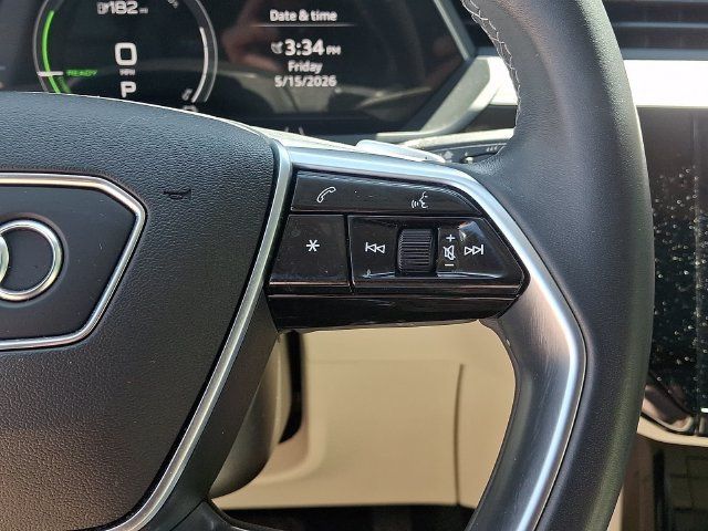 Used 2024 Audi Q8 e-tron Premium Plus w/ Premium Plus Package AWD/4WD image 27