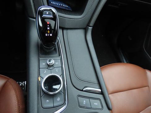 Used 2022 Cadillac XT5 Premium Luxury w/ Technology Package image 34