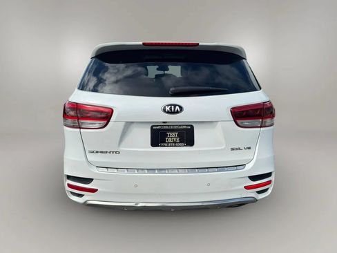 Used 2017 Kia Sorento SX FWD image 10