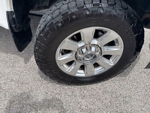 Used 2018 Ford F350 Platinum w/ Platinum Ultimate Package AWD/4WD image 12
