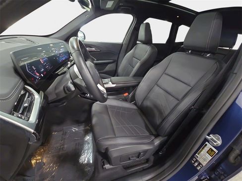 Used 2025 BMW X1 xDrive28i w/ Convenience Package image 12