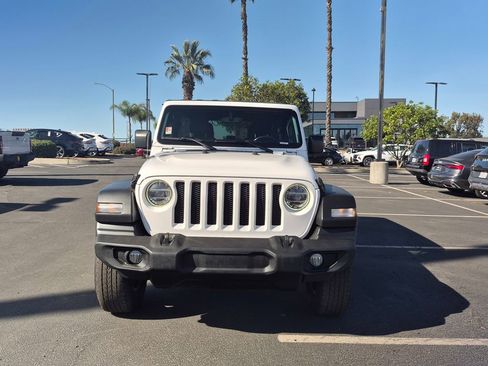 Used 2021 Jeep Wrangler Unlimited Islander image 2