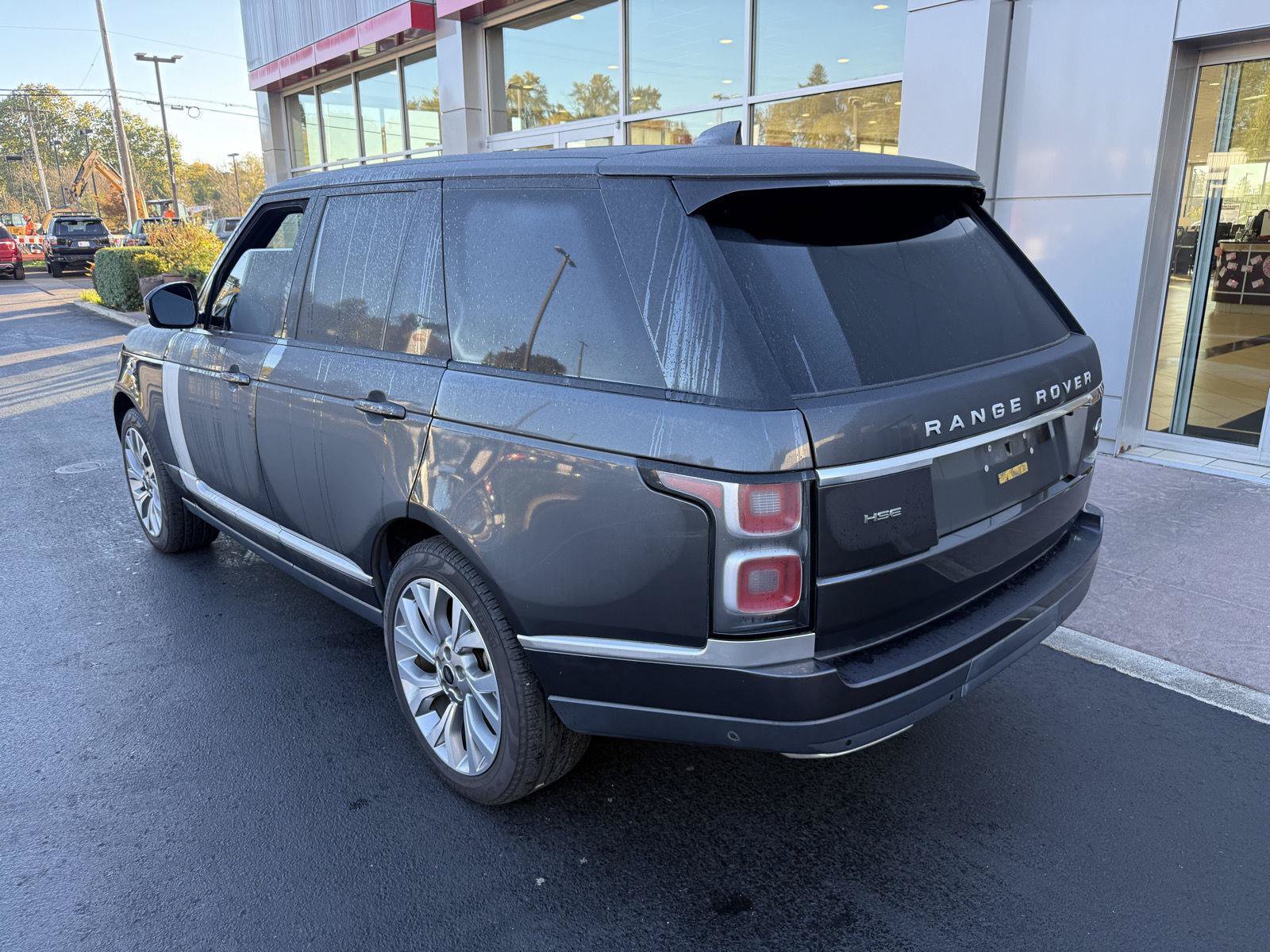 Used 2020 Land Rover Range Rover HSE AWD/4WD image 3