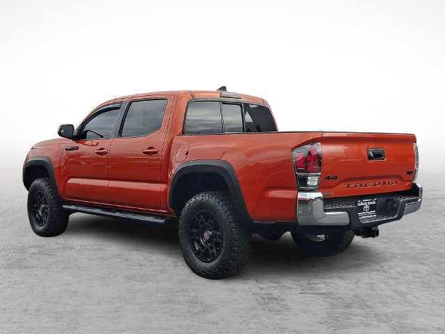 Used 2016 Toyota Tacoma TRD Off-Road w/ Exterior Package AWD/4WD image 4
