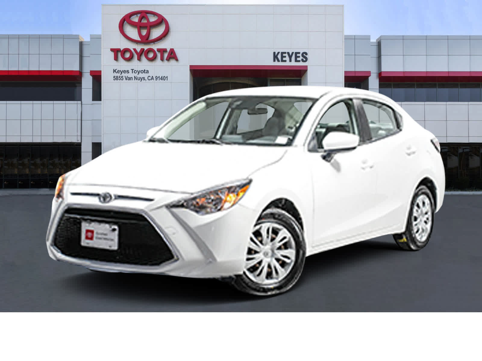 Certified 2019 Toyota Yaris L FWD image 1