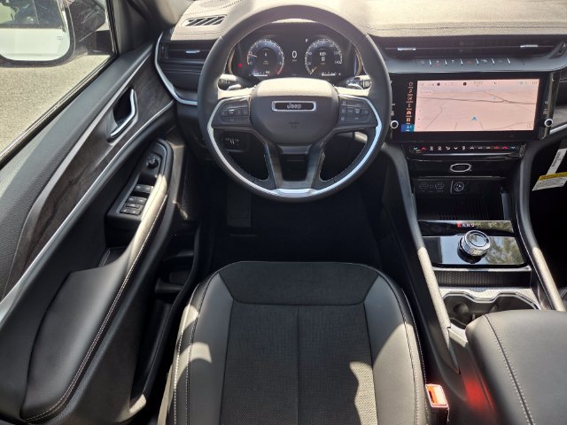 New 2026 Jeep Grand Cherokee Altitude RWD image 13