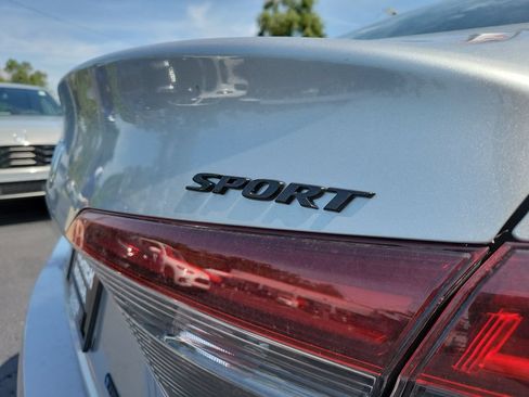 New 2026 Honda Civic FWD Hybrid Sedan image 29