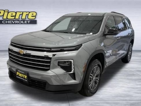 New 2027 Chevrolet Traverse LT w/ Driver Confidence Package AWD/4WD image 1