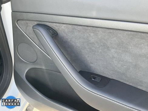 Used 2023 Tesla Model 3 Standard Range image 58