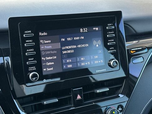 Used 2024 Toyota Camry SE FWD image 17