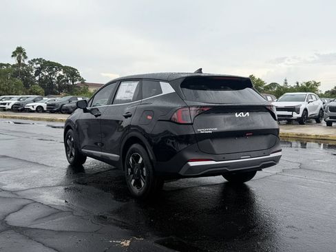 New 2026 Kia Sportage LX FWD image 6
