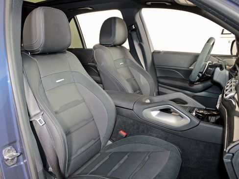 Certified 2025 Mercedes-Benz GLE 53 AMG 4MATIC image 31