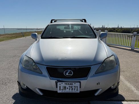 Used 2008 Lexus IS 250 image 2