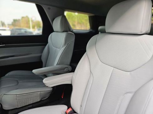 Used 2025 Hyundai Palisade SEL image 27