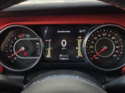 Used 2020 Jeep Wrangler Unlimited Rubicon w/ Dual Top Group image 29