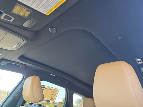 Used 2021 Lincoln Corsair Reserve w/ Elements Package image 29