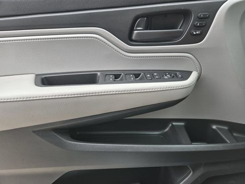 Used 2018 Honda Odyssey EX-L image 24