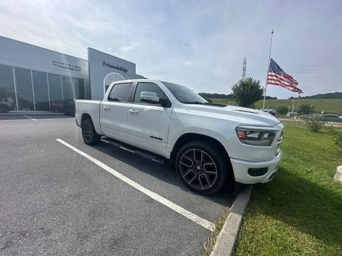Used 2020 RAM 1500 Sport w/ Level 2 Equipment Goup w/2_L AWD/4WD image 8