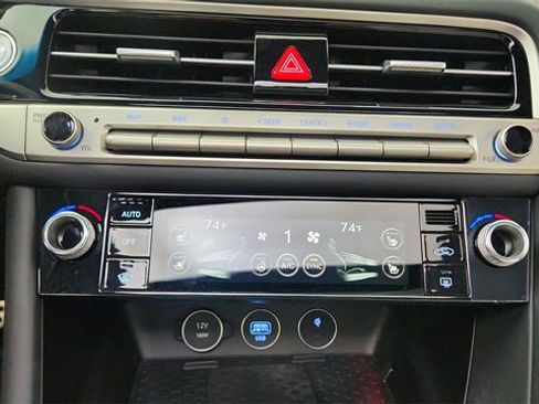 Used 2025 Genesis G70 3.3T Advanced w/ Sport Prestige Package image 49