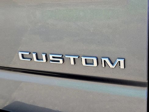 Used 2020 Chevrolet Silverado 1500 Custom w/ Custom Convenience Package AWD/4WD image 30