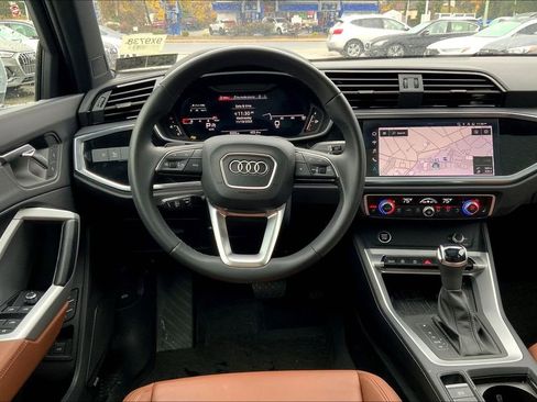Certified 2024 Audi Q3 2.0T Premium Plus image 5