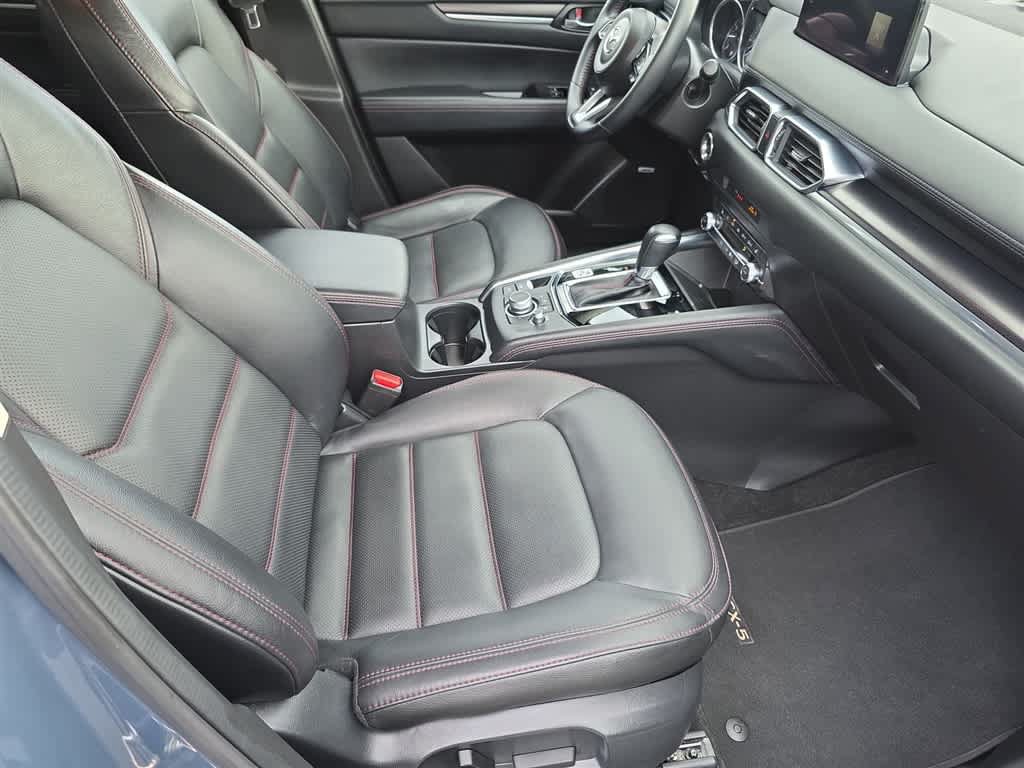 Used 2025 MAZDA CX-5 Carbon Edition AWD/4WD image 10