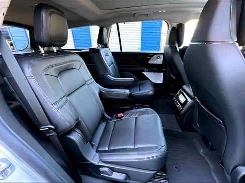 Used 2021 Lincoln Aviator Grand Touring w/ Equipment Group 302A image 19