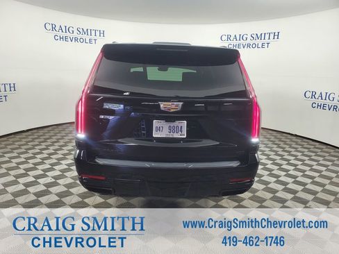 Used 2025 Cadillac Escalade Sport Platinum w/ LPO, Floor Liner Package AWD/4WD image 4
