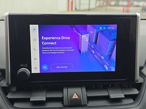 Used 2023 Toyota RAV4 SE image 27