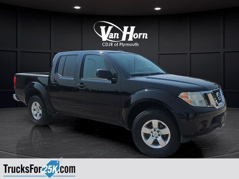 Used 2013 Nissan Frontier SV AWD/4WD image 1