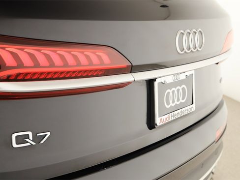 Used 2021 Audi Q7 3.0T Premium w/ Convenience Package image 31