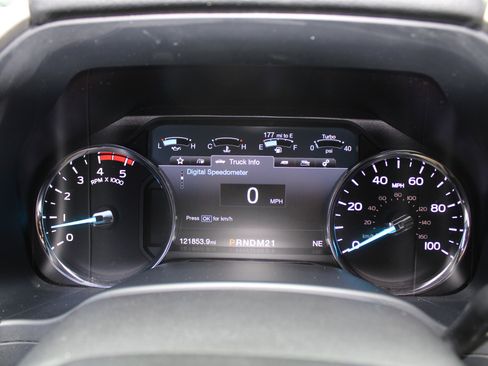 Used 2018 Ford F250 Lariat w/ Lariat Ultimate Package image 22