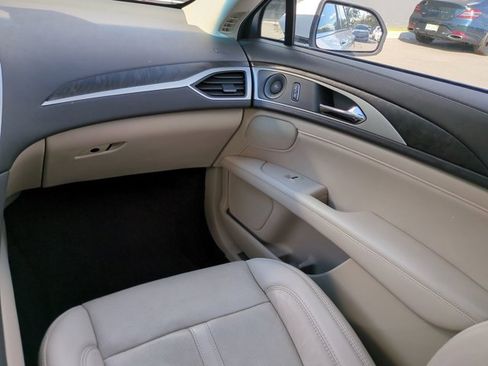 Used 2019 Lincoln MKZ Reserve image 15