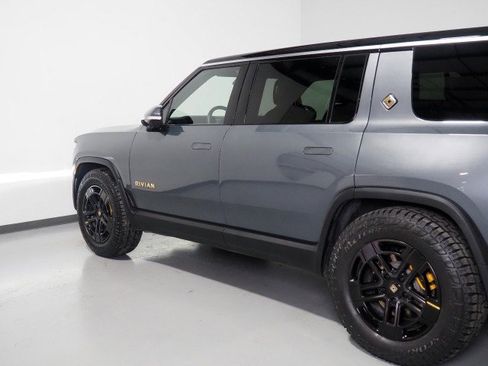 Used 2024 Rivian R1S AWD Adventure image 61