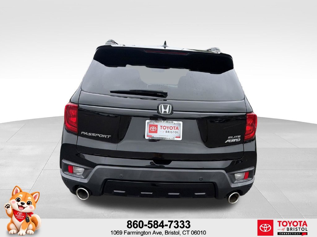 Used 2023 Honda Passport Elite image 6
