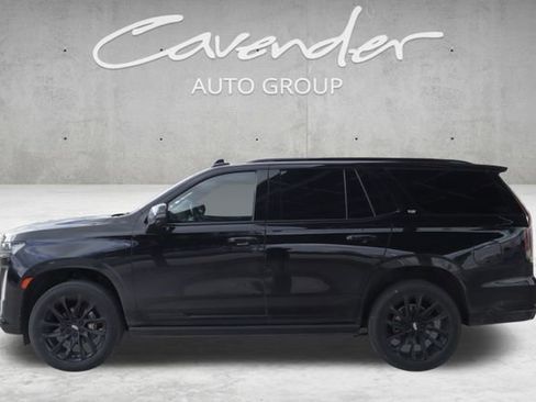 Certified 2023 Cadillac Escalade Sport Platinum w/ LPO, ONYX Package image 4