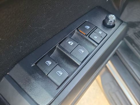 Certified 2023 Toyota Tacoma SR image 13