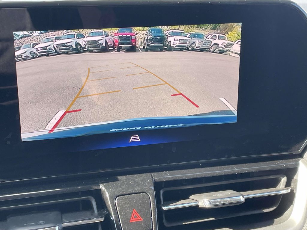 Used 2025 Chevrolet TrailBlazer LT AWD/4WD image 17