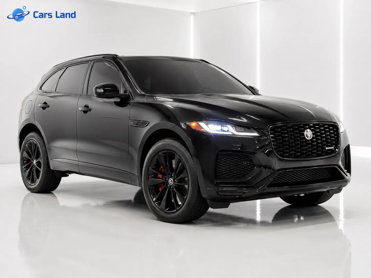 Used 2024 Jaguar F-PACE R-Dynamic S AWD/4WD image 1